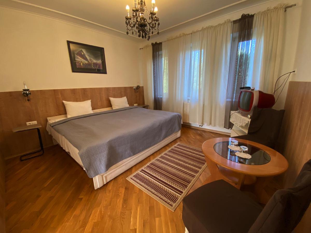 Olena Resort Bryukhovychi Εξωτερικό φωτογραφία