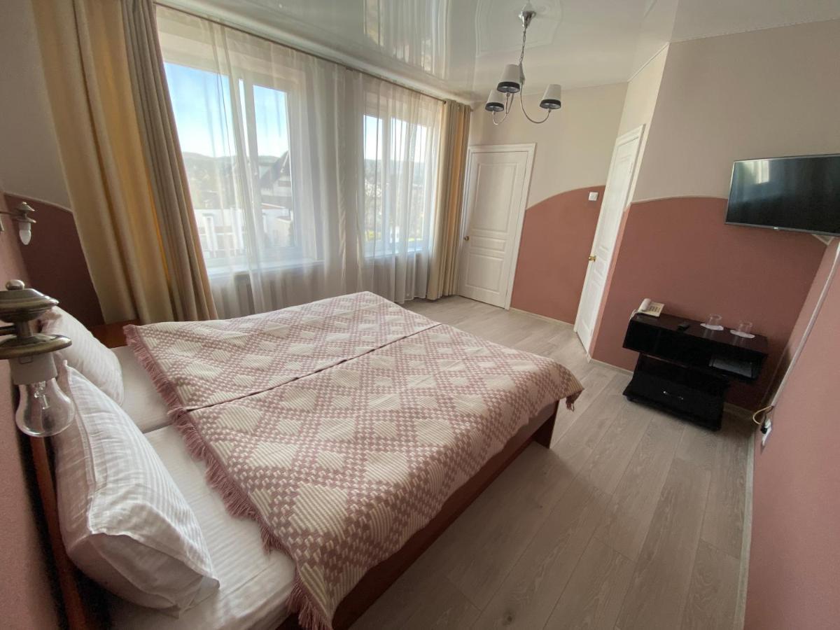 Olena Resort Bryukhovychi Εξωτερικό φωτογραφία